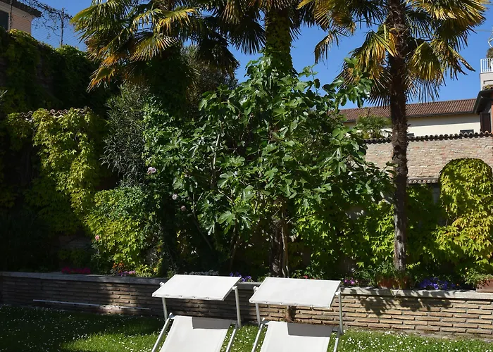 Sant'andrea فندق 3*