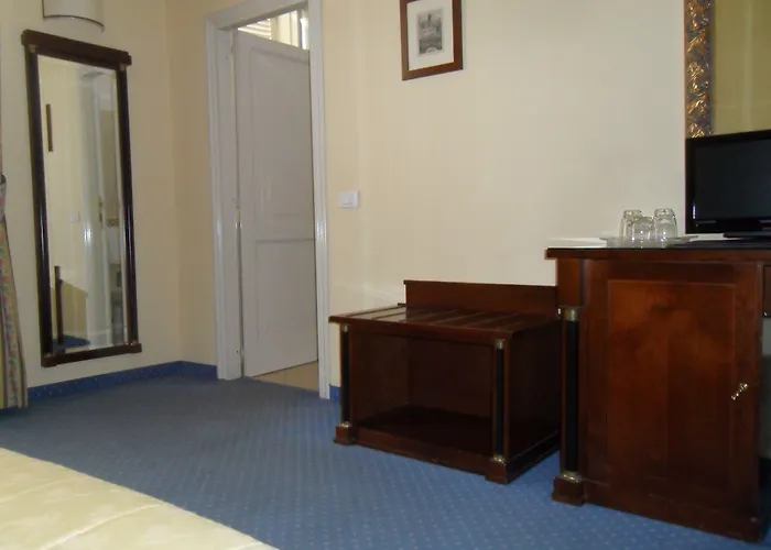 圣安德烈亚酒店 拉文纳